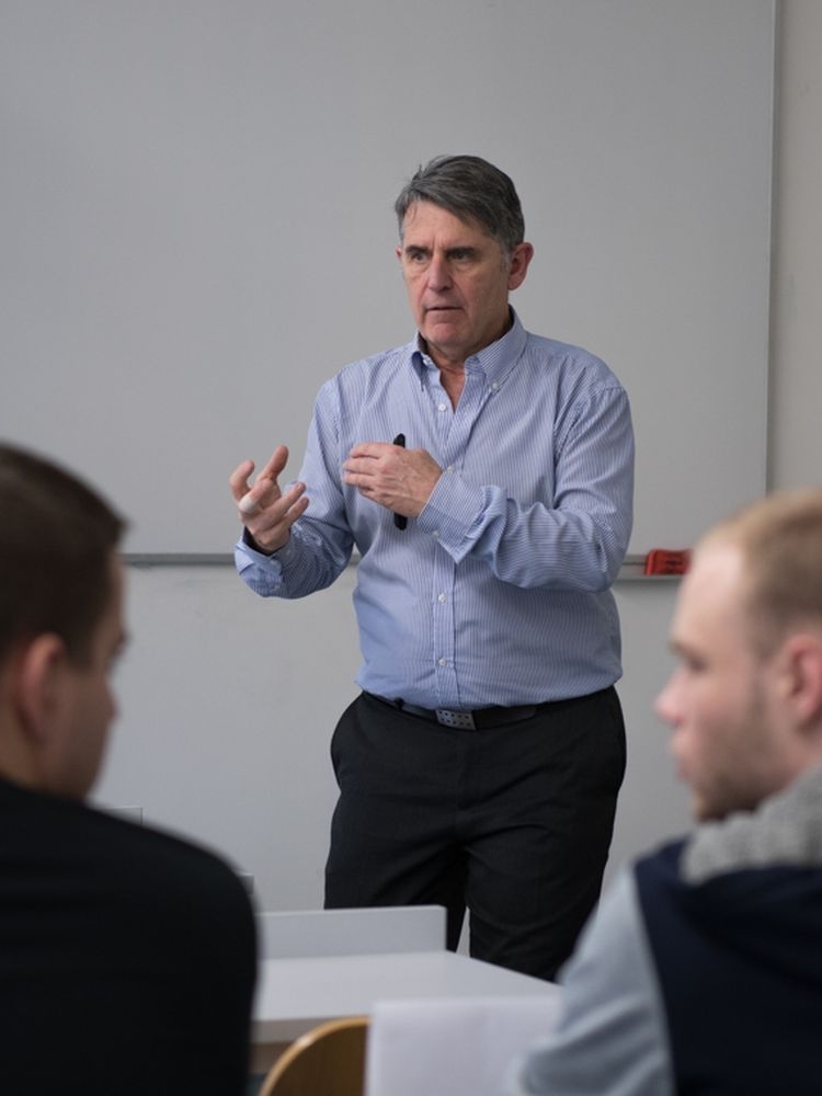 FIS organised the third International Week
