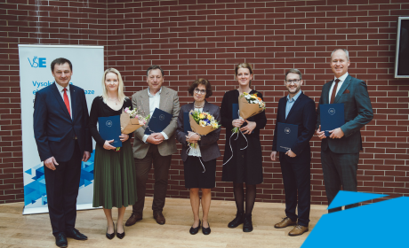 Rector of VŠE awarded the best teachers of 2023
