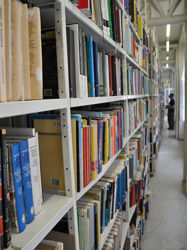 The VŠE Library received a gift from the estate of Mrs. Jean Eisler