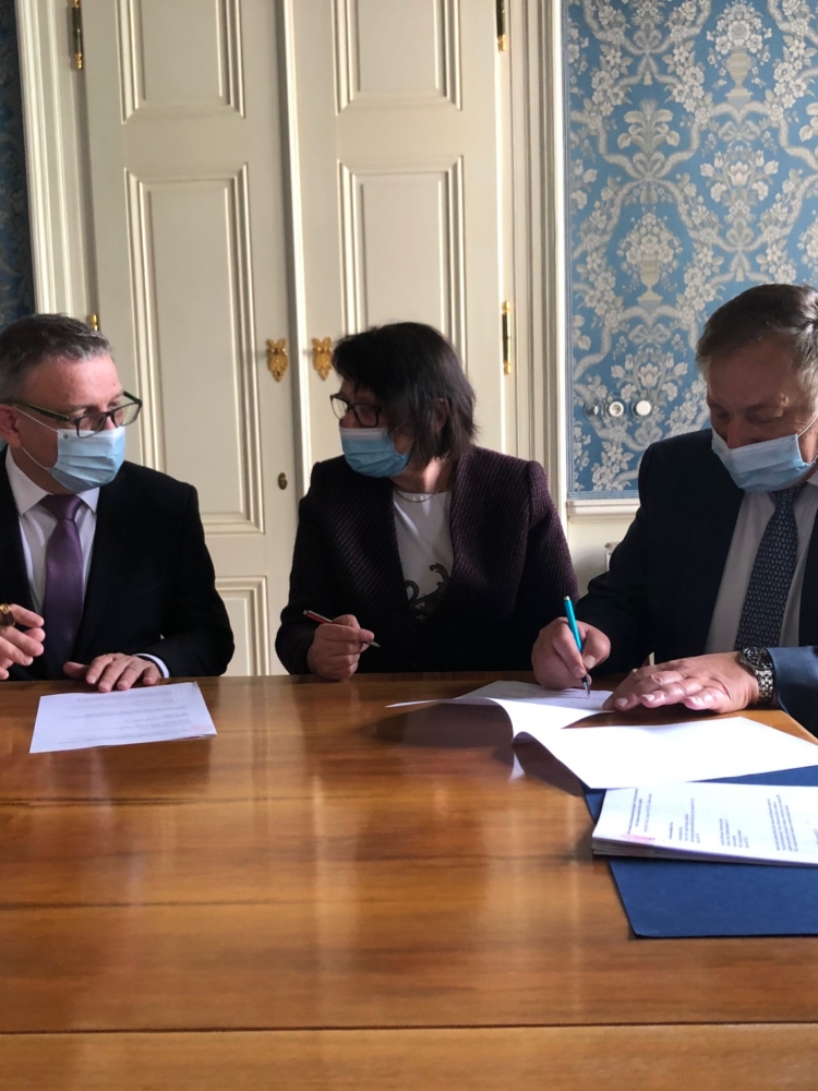 Agreement on long-term cooperation between the Faculty of Business Administration and the Ministry of Culture of the Czech Republic