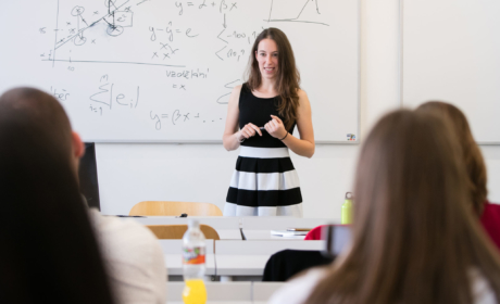 Uzávěrka přihlášek na doktorské studium je 30. května