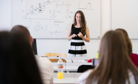 Přihlášky na doktorské studium lze podávat do 29. 5. 2020