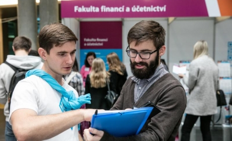 Bakalářské studium – Fakulta financí a účetnictví