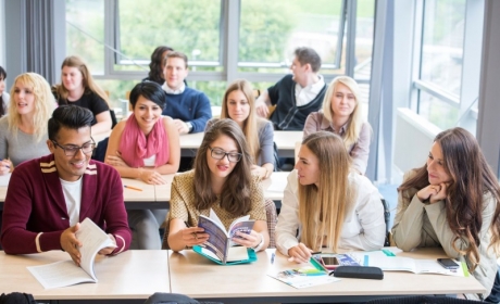 Uzávěrka přihlášek na bakalářské a navazující magisterské studium