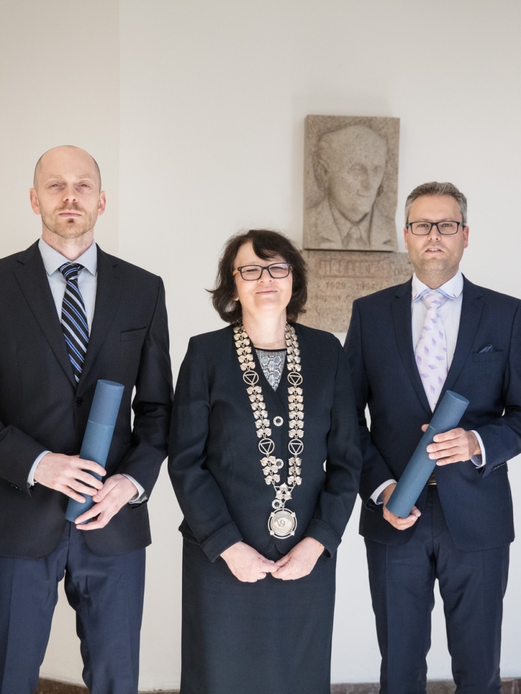 Rektorka VŠE předala jmenovací dekrety novým docentům