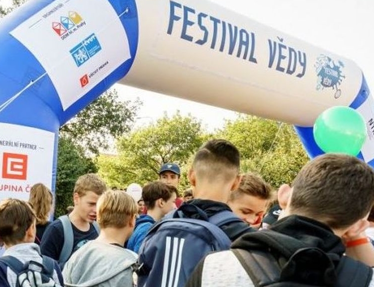 VŠE na Festivalu vědy 2019: Za vším hledej peníze a data