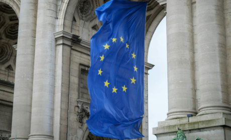 Nejde o nezájem. Proč některé země vysílají do Bruselu méně lidí