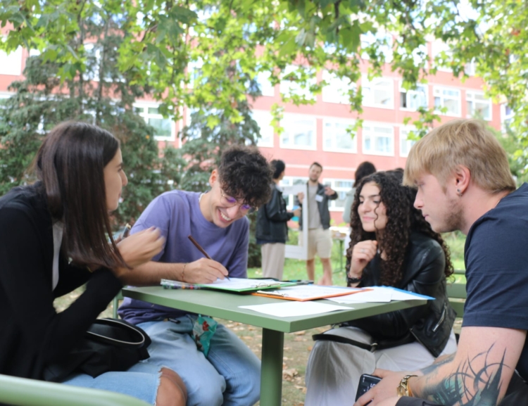 VŠE přivítala přes 800 studentů ze zahraničí