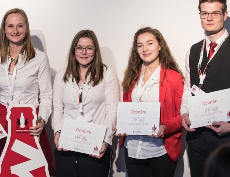 Studenti Fakulty managementu uspěli v soutěži Coca-Cola HBC Management Challenge