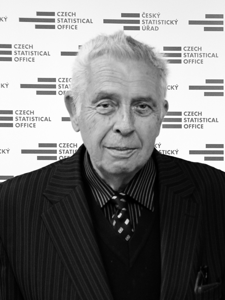 Odešel prof. Ing. Jan Seger, CSc., emeritní rektor VŠE